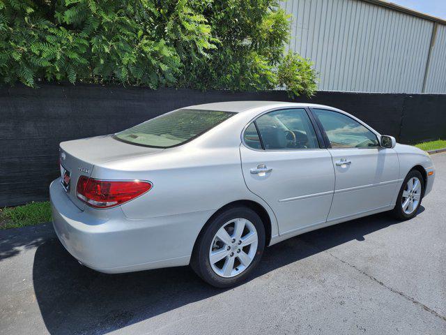 used 2006 Lexus ES 330 car, priced at $9,995