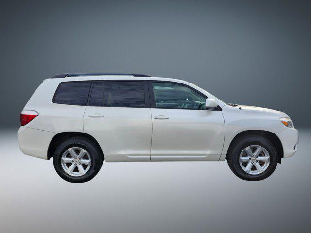 used 2010 Toyota Highlander car, priced at $13,987