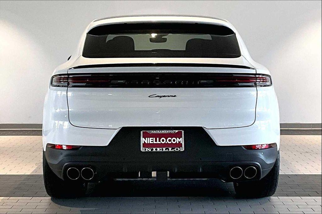 new 2025 Porsche Cayenne car, priced at $113,485
