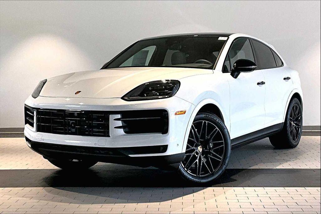 new 2025 Porsche Cayenne car, priced at $113,485