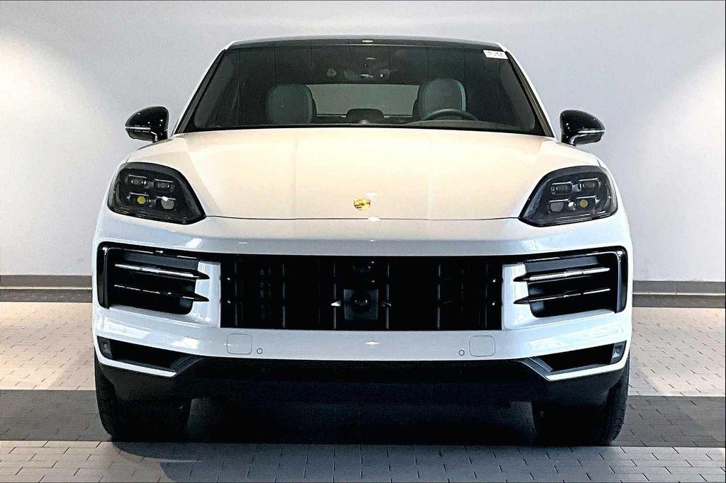 new 2025 Porsche Cayenne car, priced at $113,485