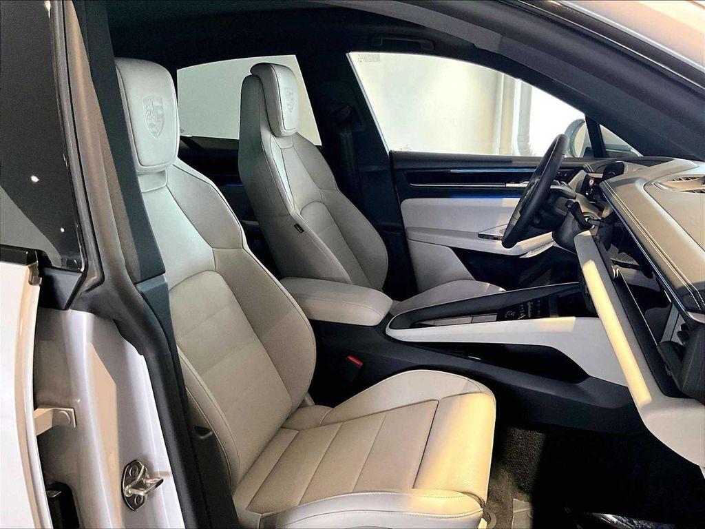 new 2024 Porsche Macan car, priced at $99,280