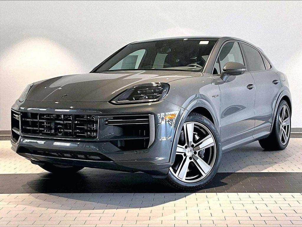 new 2025 Porsche Cayenne car, priced at $195,995