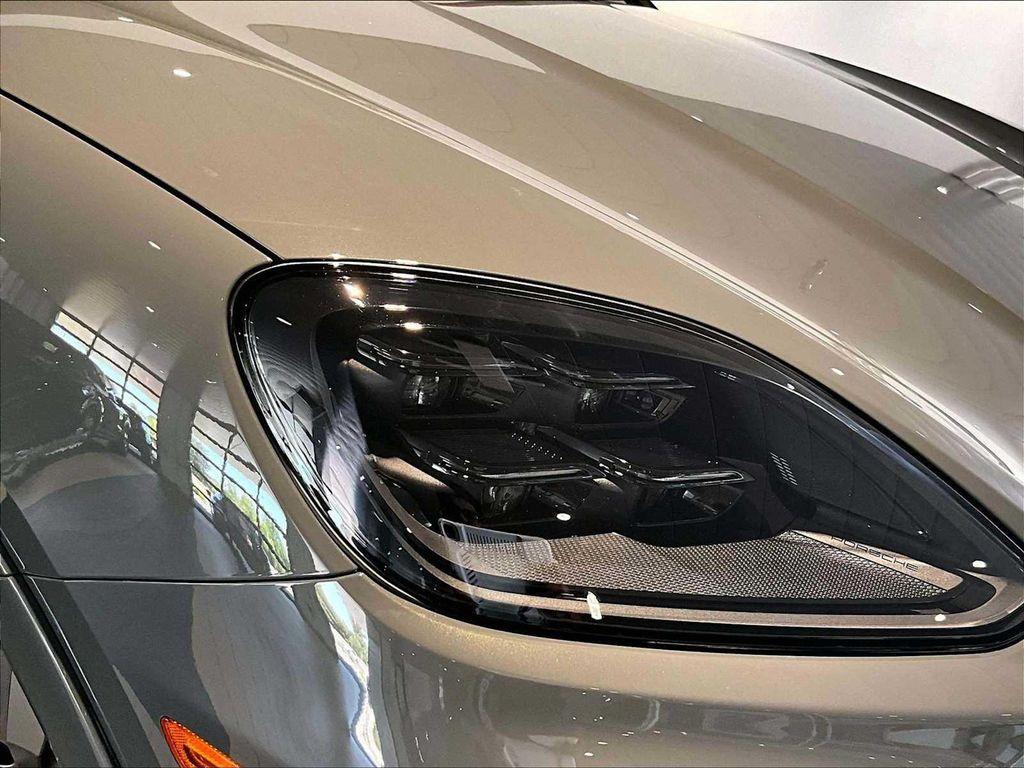 new 2025 Porsche Cayenne car, priced at $195,995
