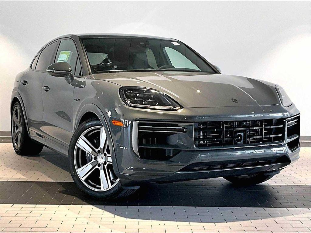 new 2025 Porsche Cayenne car, priced at $195,995