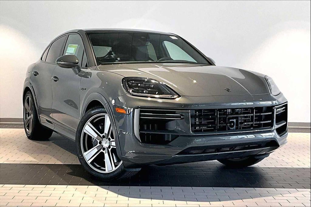 new 2025 Porsche Cayenne car, priced at $195,995