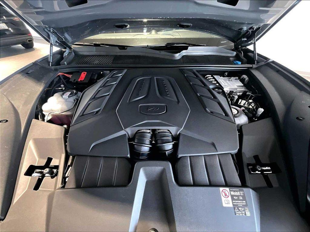 new 2025 Porsche Cayenne car, priced at $195,995