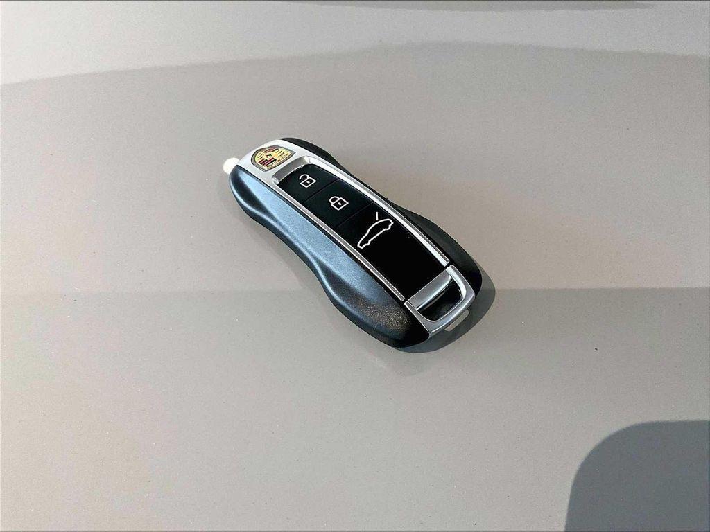 new 2025 Porsche Panamera car, priced at $158,035