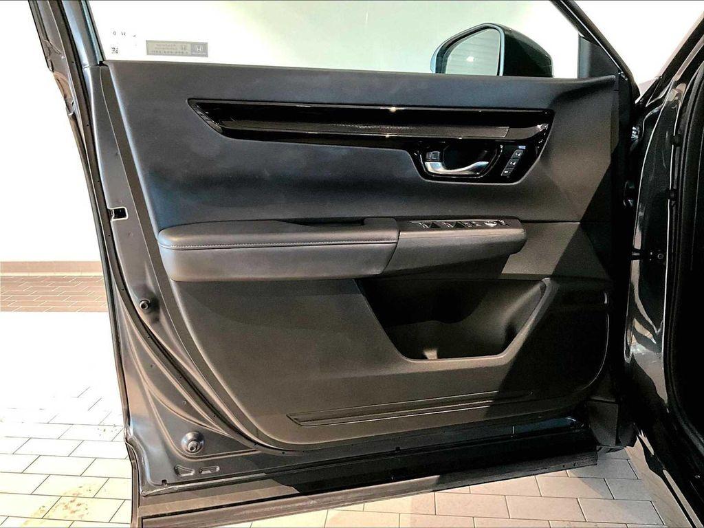 used 2024 Honda CR-V car, priced at $32,888