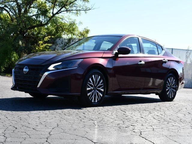 used 2023 Nissan Altima car, priced at $19,539