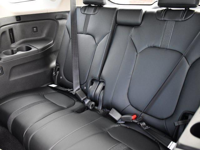 new 2025 Honda Pilot car, priced at $47,703