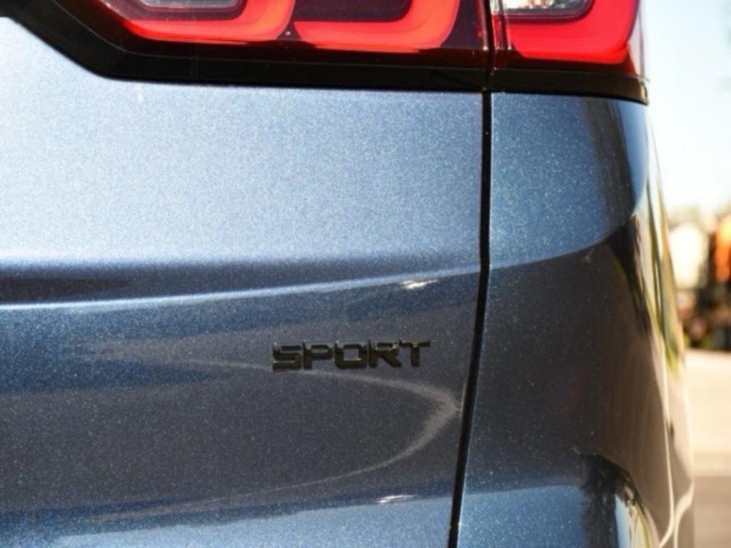 new 2026 Honda CR-V Hybrid car, priced at $39,584