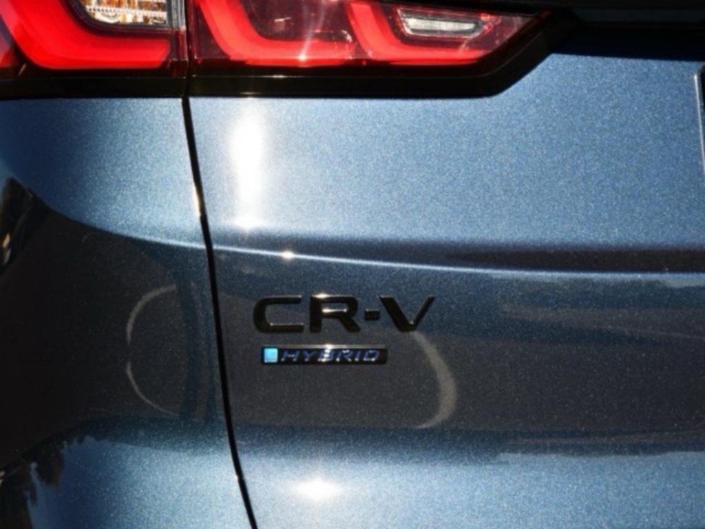 new 2026 Honda CR-V Hybrid car, priced at $39,584