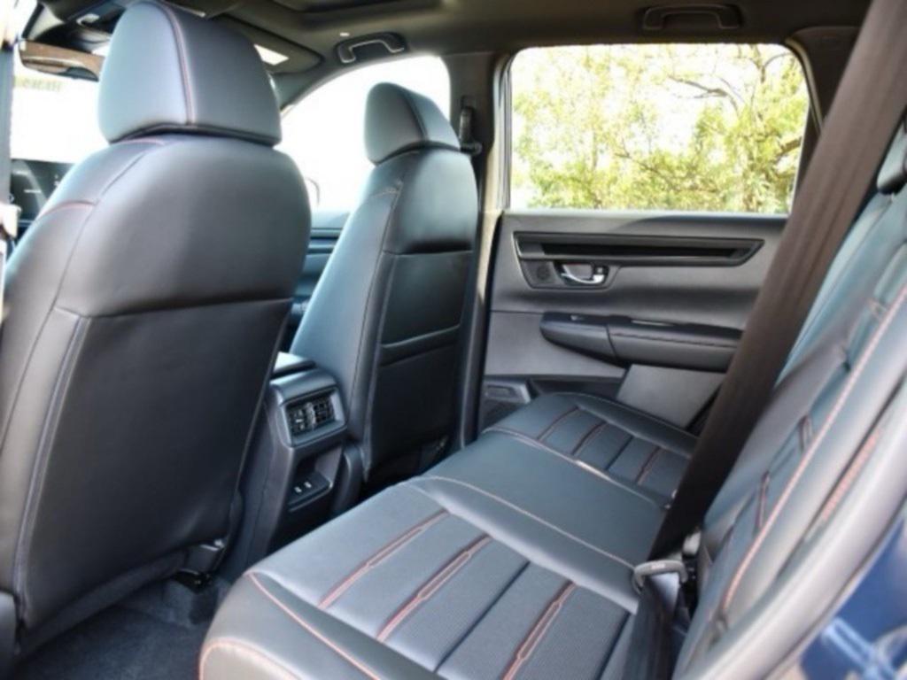 new 2026 Honda CR-V Hybrid car, priced at $39,584