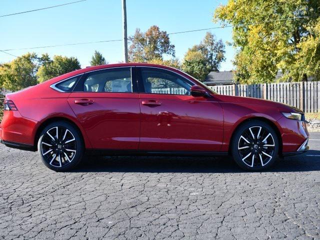 new 2025 Honda Accord Hybrid car, priced at $37,997