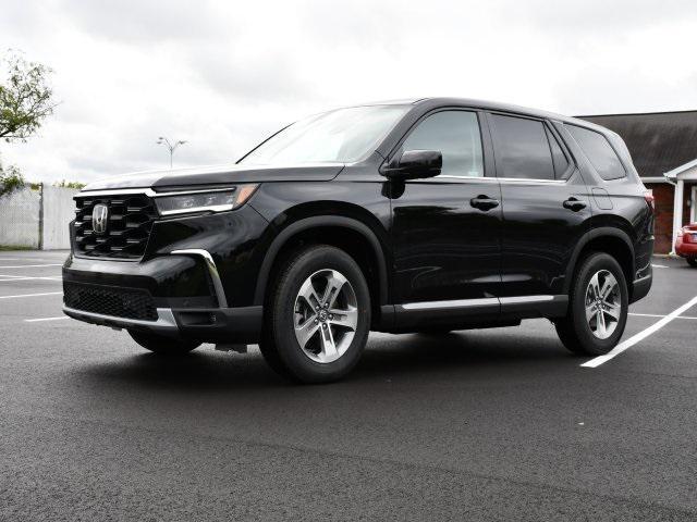 new 2025 Honda Pilot car, priced at $44,268