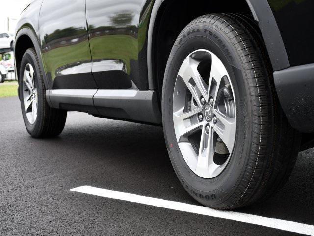 new 2025 Honda Pilot car, priced at $44,268