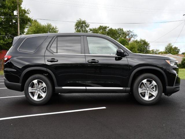 new 2025 Honda Pilot car, priced at $44,268
