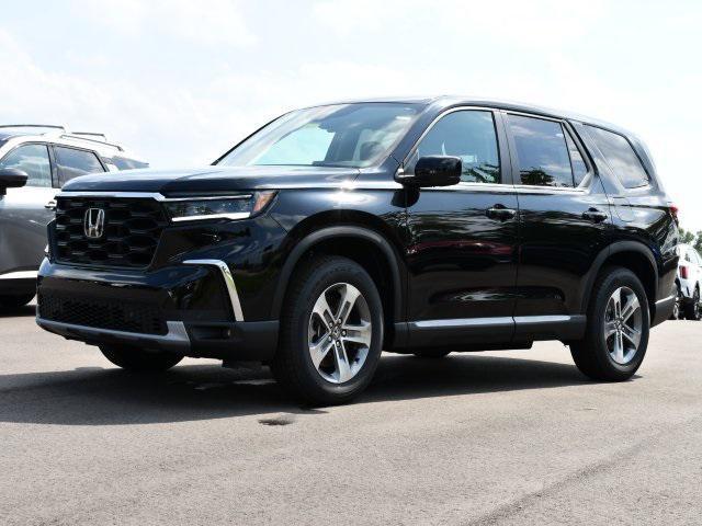 new 2025 Honda Pilot car, priced at $45,370