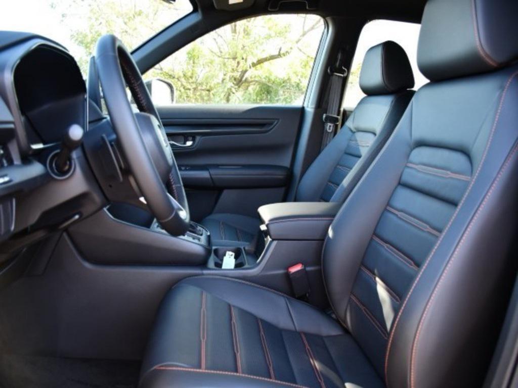 new 2026 Honda CR-V Hybrid car, priced at $41,015