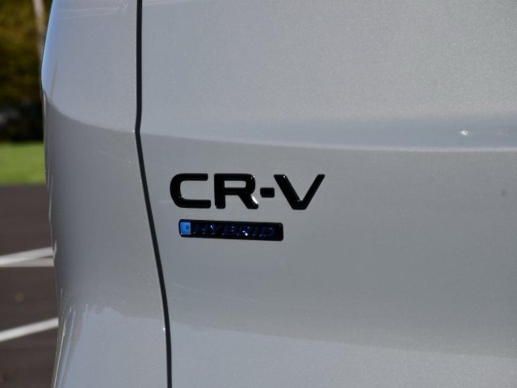new 2026 Honda CR-V Hybrid car, priced at $41,015