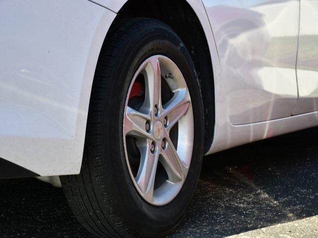 used 2022 Chevrolet Malibu car, priced at $18,192