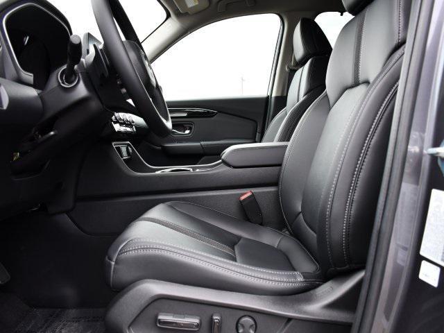 new 2025 Honda Pilot car, priced at $48,750