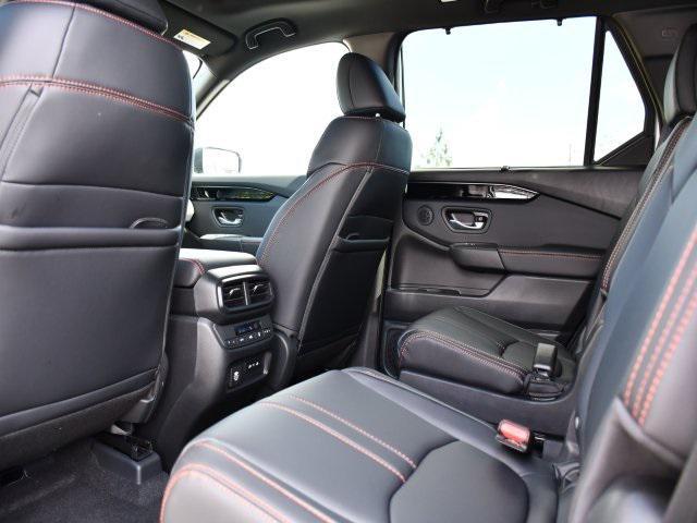 new 2025 Honda Pilot car, priced at $48,193