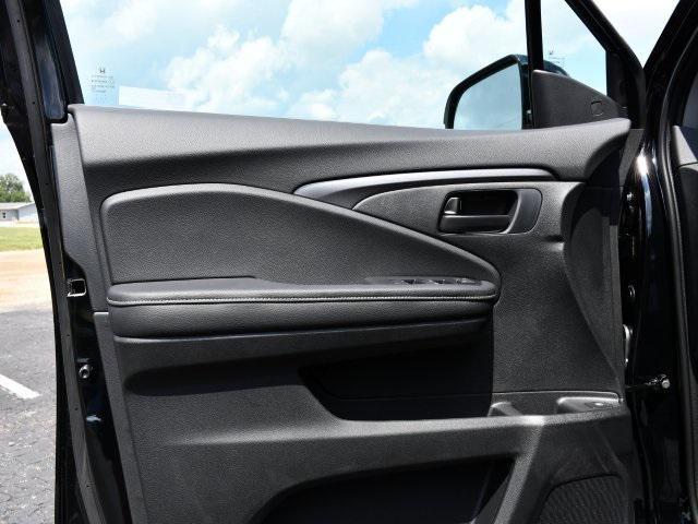 new 2025 Honda Ridgeline car, priced at $39,713