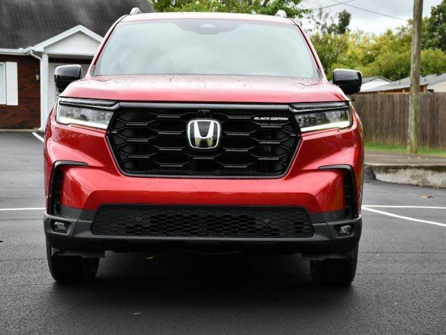 new 2025 Honda Pilot car, priced at $52,027