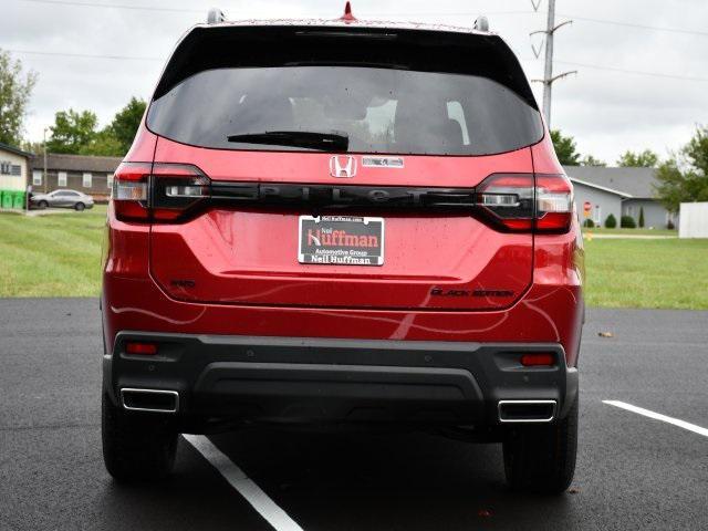 new 2025 Honda Pilot car, priced at $52,027