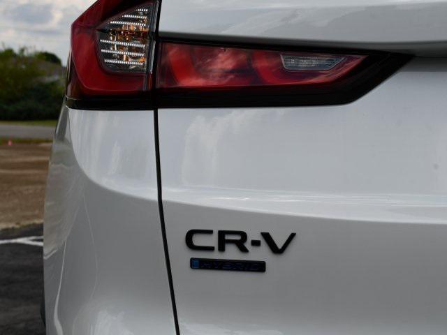 new 2026 Honda CR-V Hybrid car, priced at $40,015