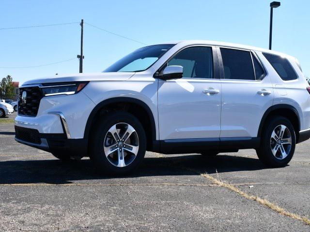 new 2025 Honda Pilot car, priced at $46,180