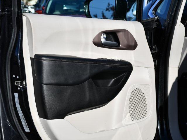 used 2017 Chrysler Pacifica car, priced at $16,116