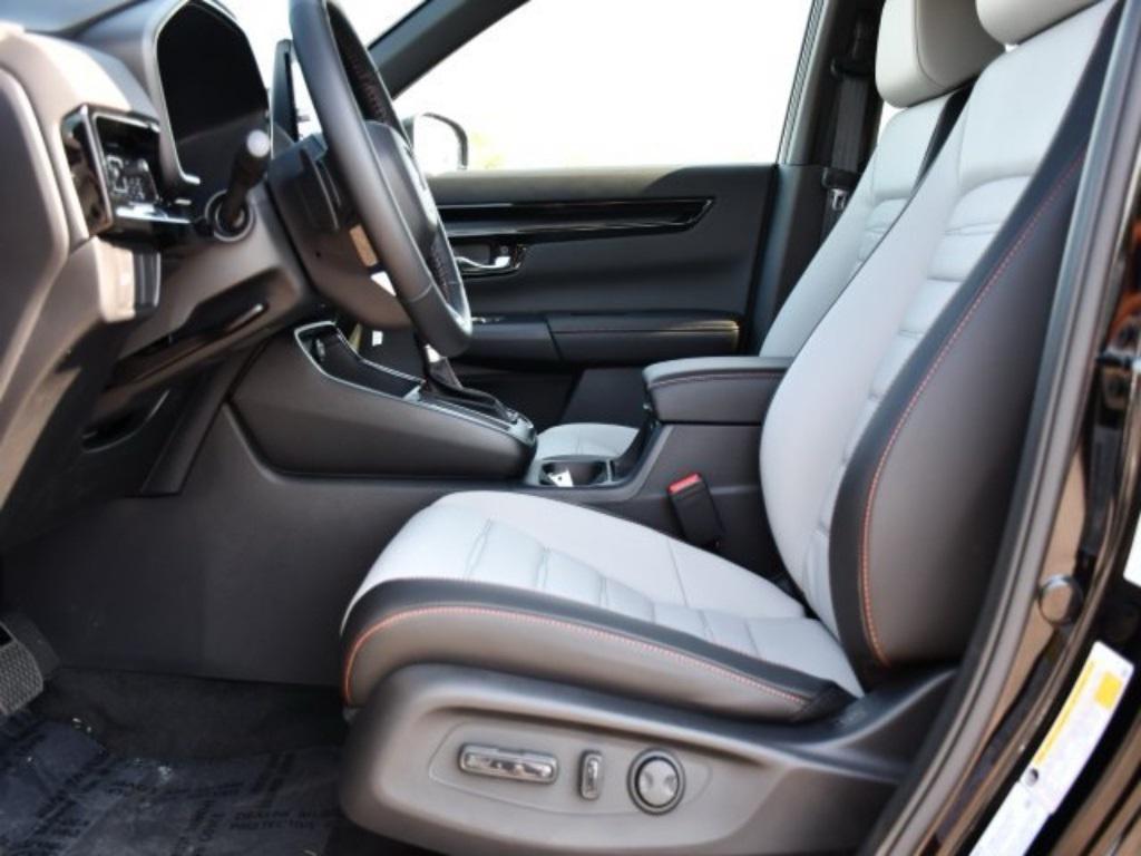 new 2026 Honda CR-V Hybrid car, priced at $40,658