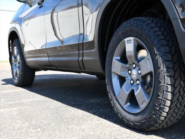 new 2025 Honda Ridgeline car, priced at $44,017