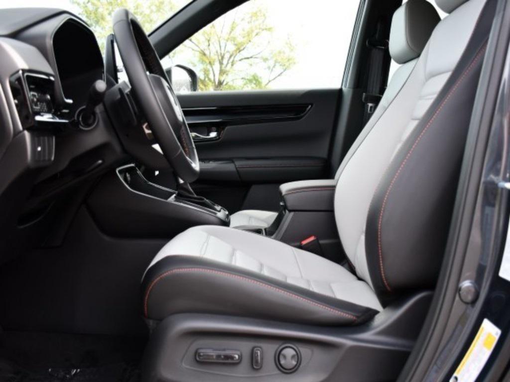 new 2026 Honda CR-V Hybrid car, priced at $40,658