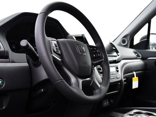 new 2025 Honda Ridgeline car, priced at $41,811