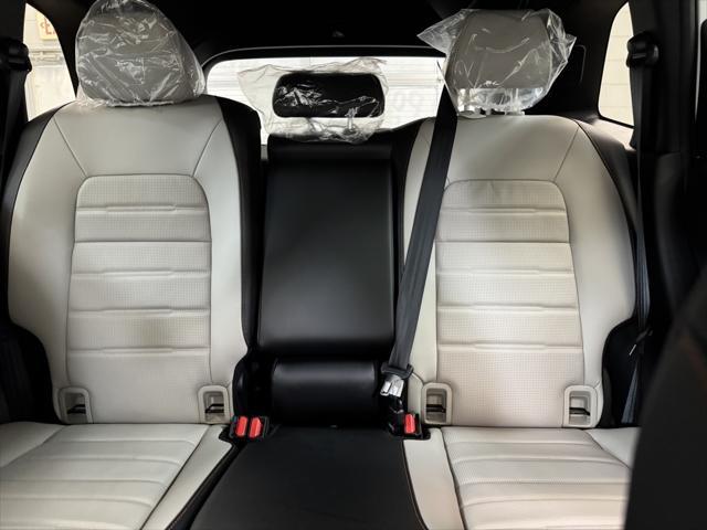new 2025 Honda CR-V Hybrid car, priced at $41,950