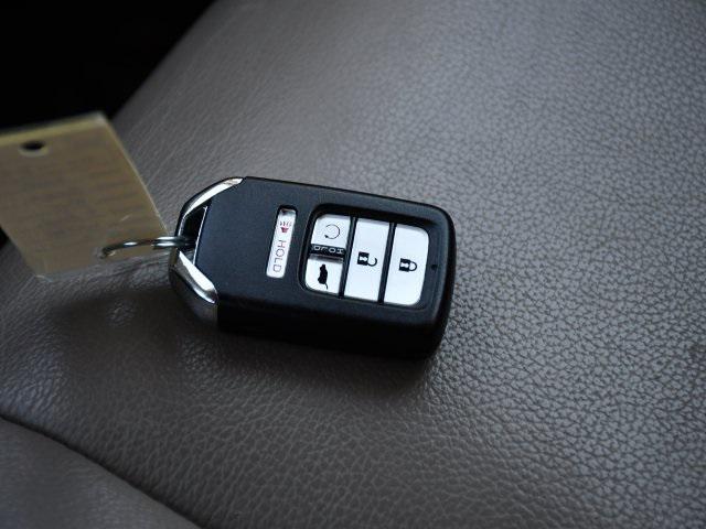 used 2018 Honda Pilot car, priced at $17,542