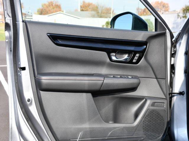 new 2026 Honda CR-V Hybrid car, priced at $40,658