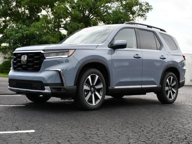 new 2025 Honda Pilot car, priced at $48,158