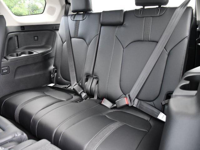new 2025 Honda Pilot car, priced at $48,158