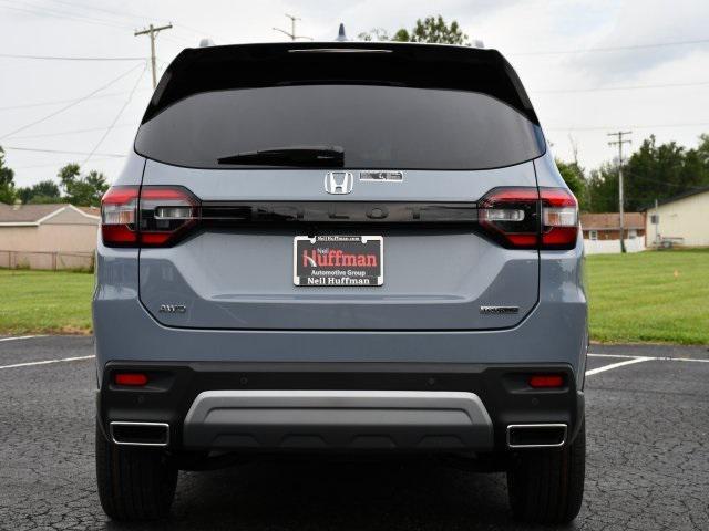 new 2025 Honda Pilot car, priced at $48,158