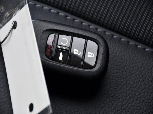 new 2025 Honda Pilot car, priced at $48,158