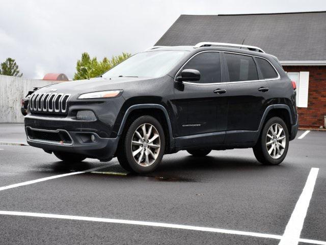 used 2014 Jeep Cherokee car, priced at $5,977