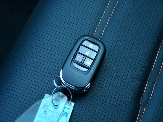 new 2026 Honda CR-V Hybrid car, priced at $40,658