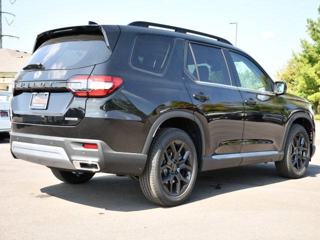 new 2025 Honda Pilot car, priced at $48,739