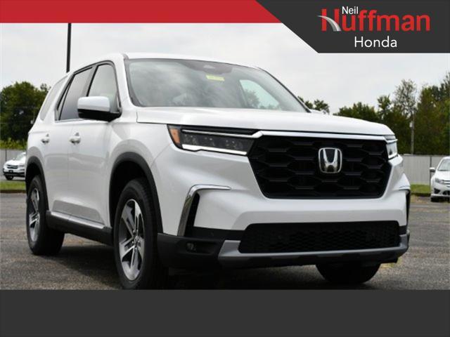 new 2025 Honda Pilot car, priced at $46,180