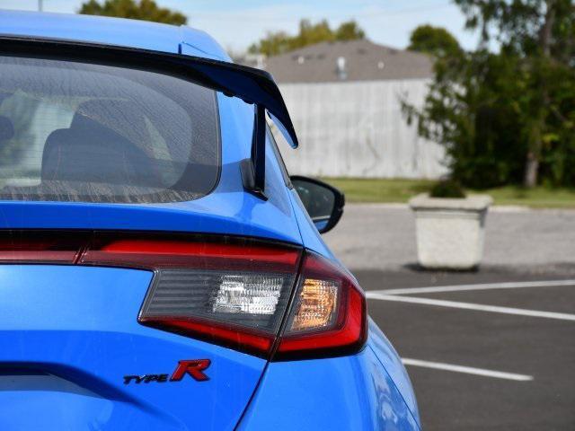 new 2025 Honda Civic Type R car